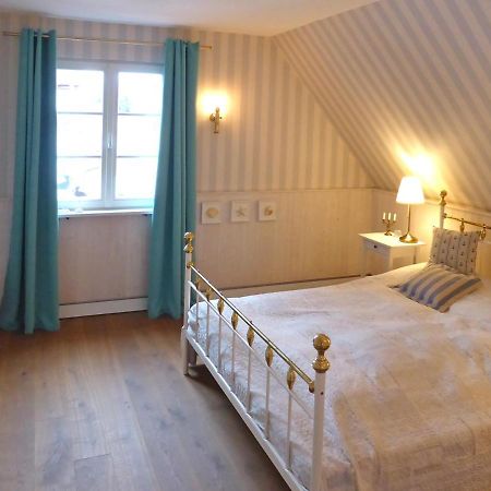 Ferienwohnung Stilvoll Urlaub machen! Dudenhofen Exterior foto